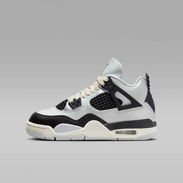 Boys Jordans. Nike